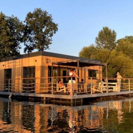 Seinehouse - Maison Flottante Vaux-Sur-Seine Eksteriør billede